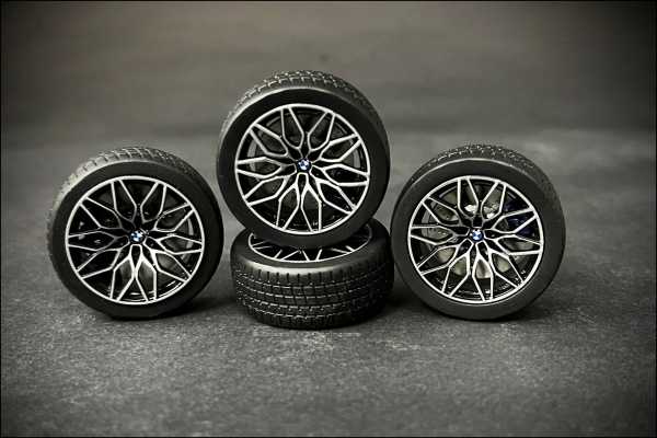 1:18 BMW M3 Competition (G80) Felgensatz